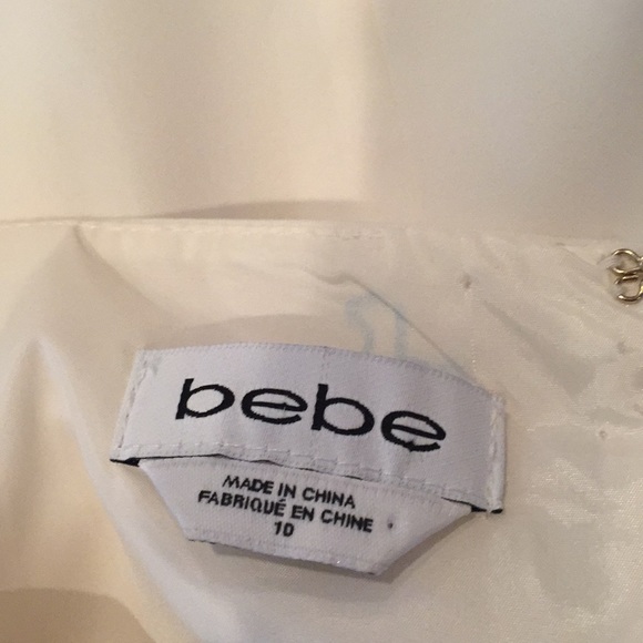 Bebe cream skirt with black beaded pattern. - Picture 4 of 4